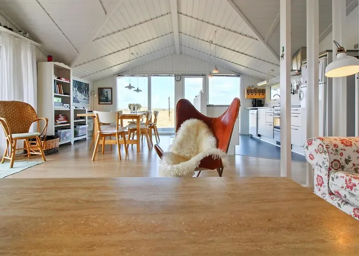 Holiday home Edyta - 400m From The Sea By Interhome